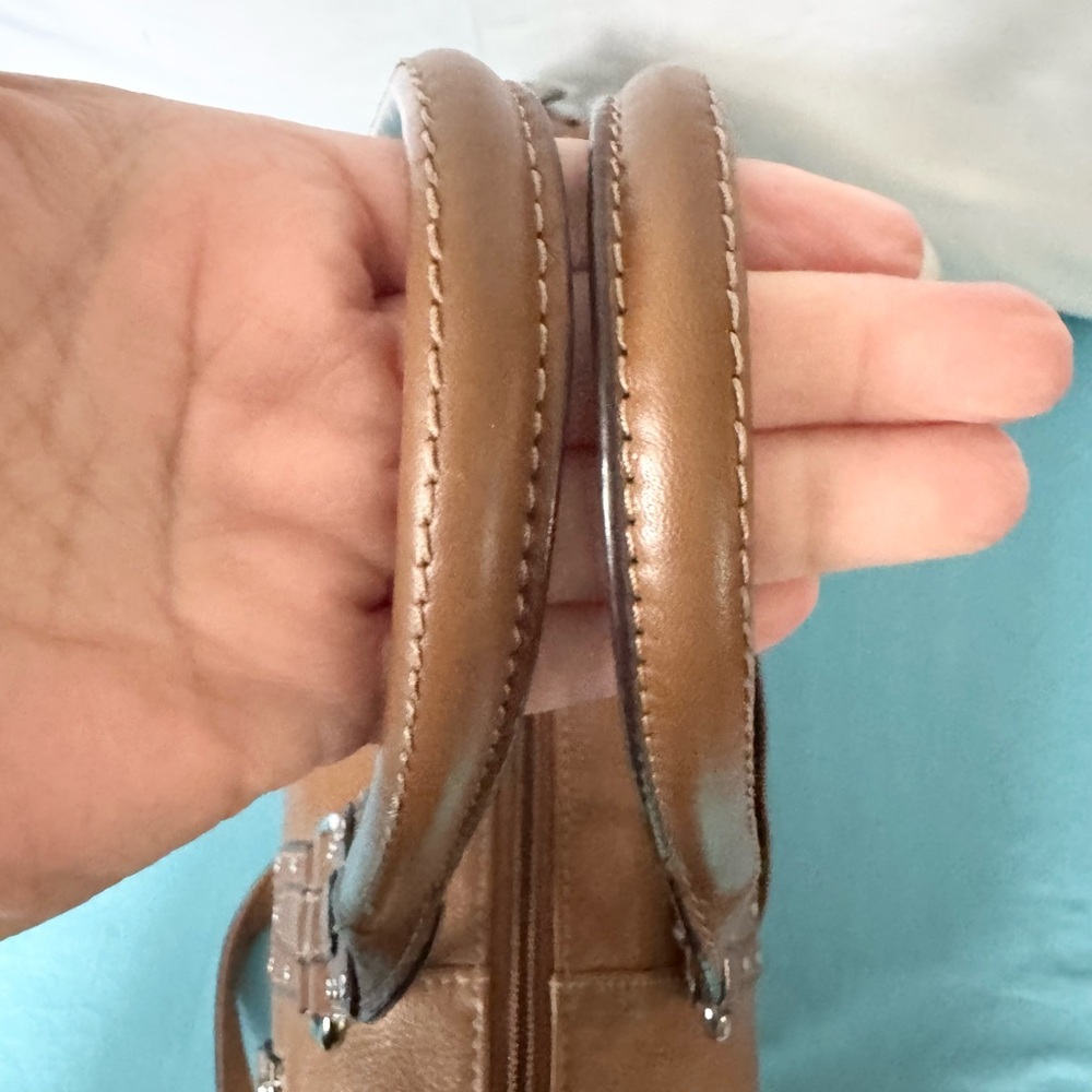 Tignanello Tan Shoulder Bag - Picture 4 of 7